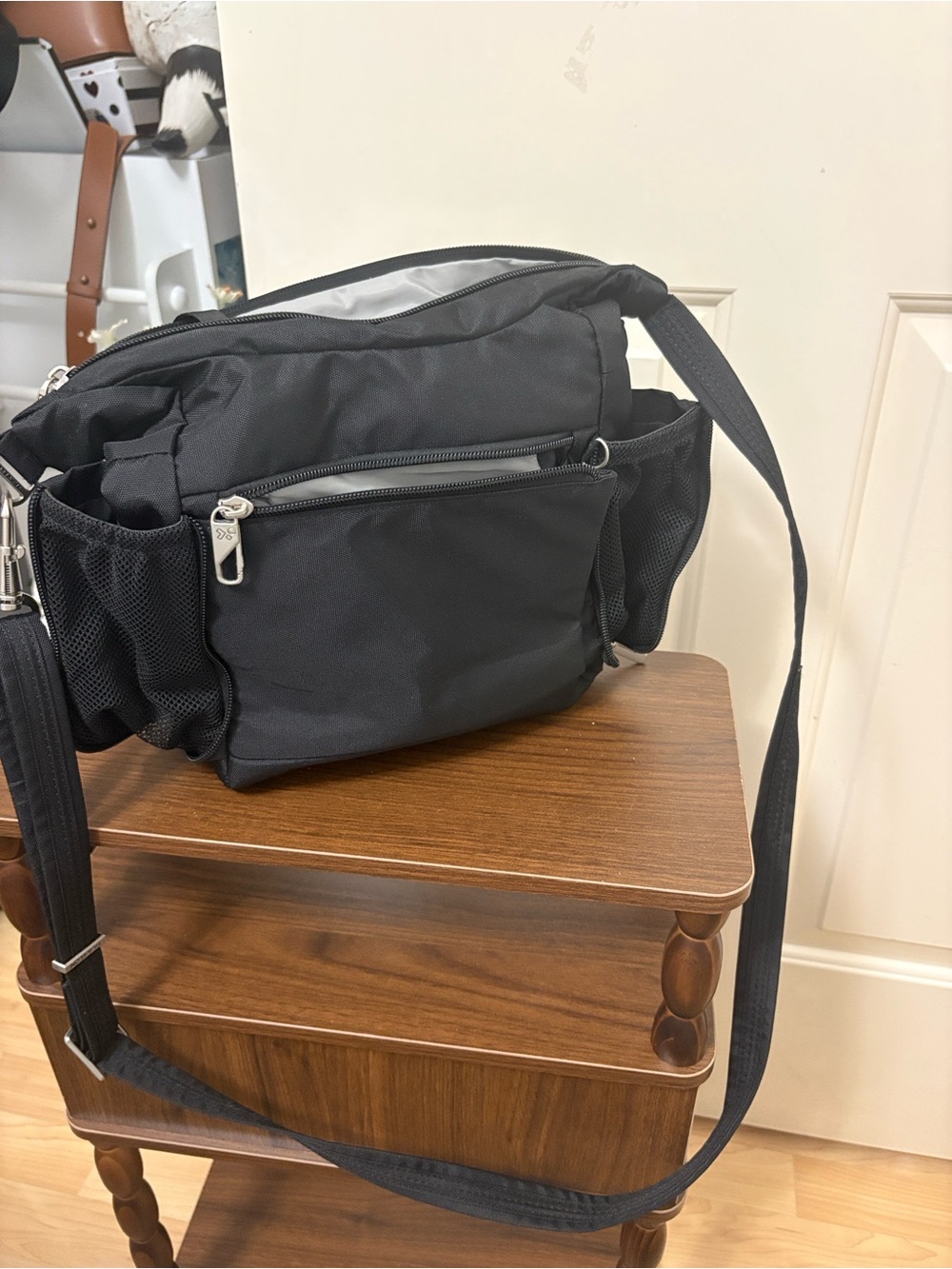 Travelon Black Men's Messenger Crossbody Bag with Silver Zippers